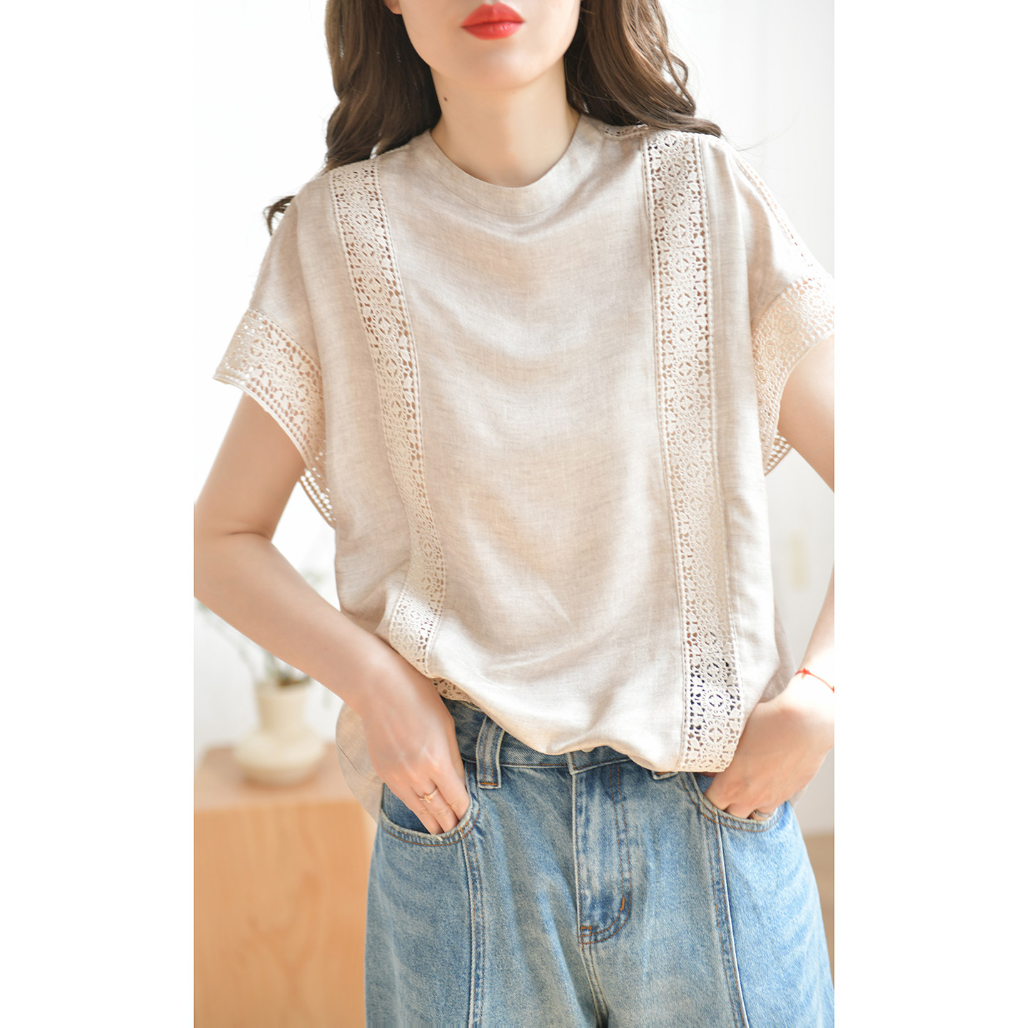 GESGOO高级感燕麦色真丝衬衫女2026夏季新款小众设计感拼蕾丝小衫