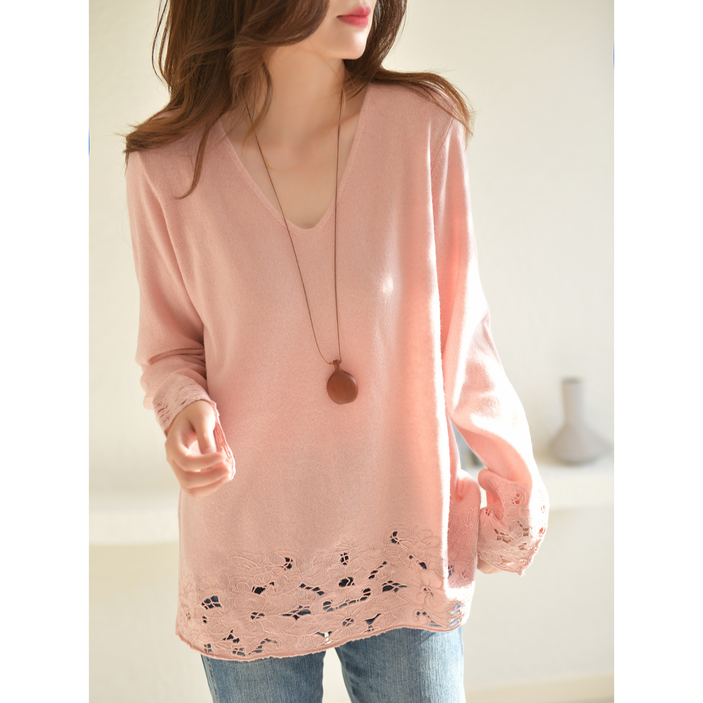 GESGOO法式镂空刺绣羊绒衫