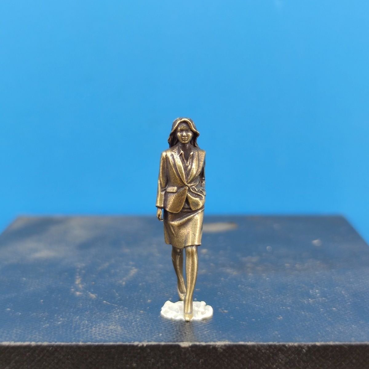 黄铜商务OL职业装美女白领人偶模型手办微景观微缩1:43可上色小人