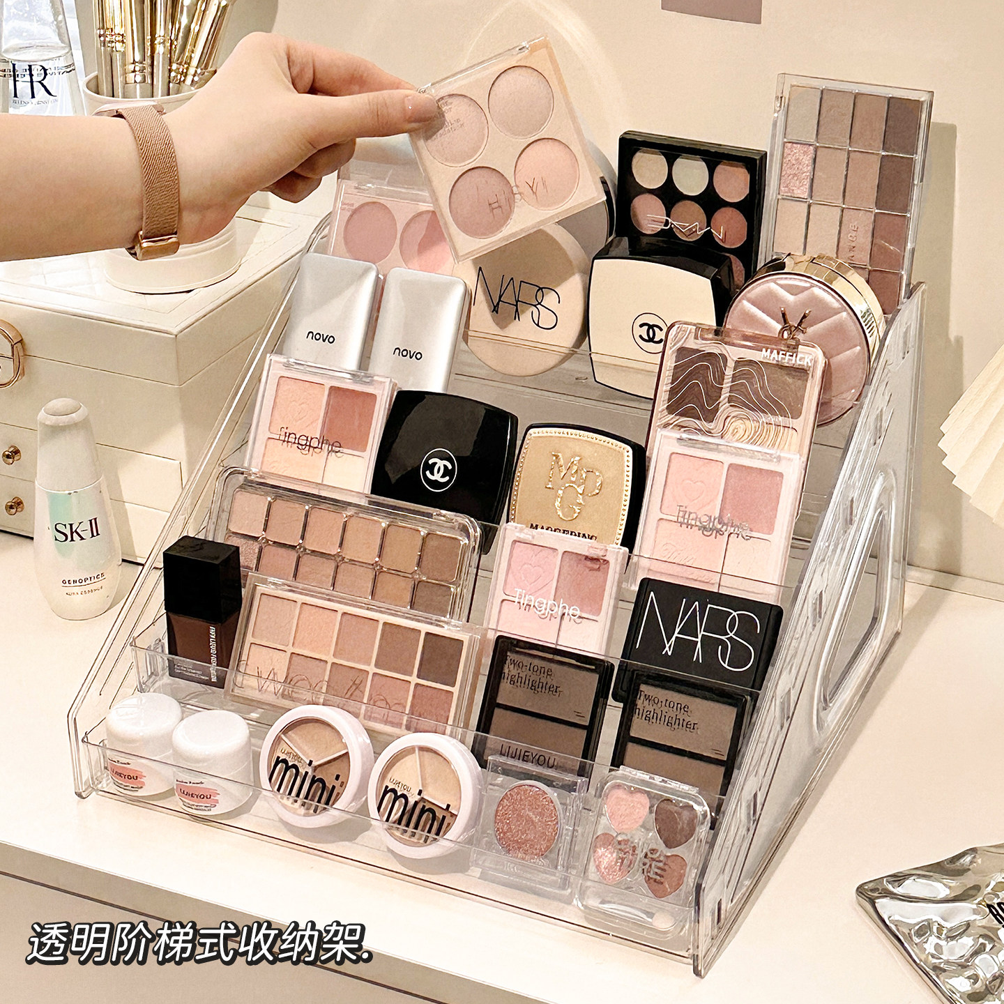 化妆品收纳盒桌面亚克力粉饼散粉眼影多层阶梯展示架梳妆台展示架,收纳整理,桌面收纳盒,淘宝优惠券,粉丝福利购,淘宝优惠卷