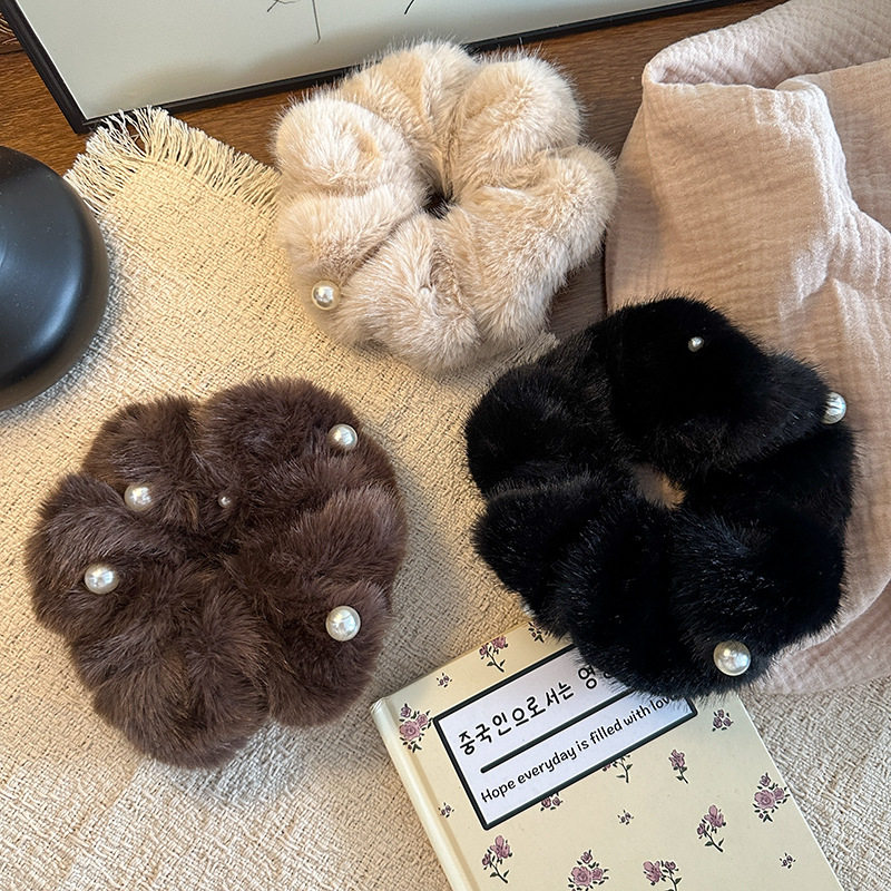 新款珍珠毛绒大肠发圈时尚简约扎发头绳法式气质发绳高弹力头花