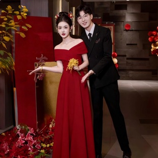红色V领晚礼服主持人宴会高级感轻奢敬酒服新娘订婚连衣裙小个子