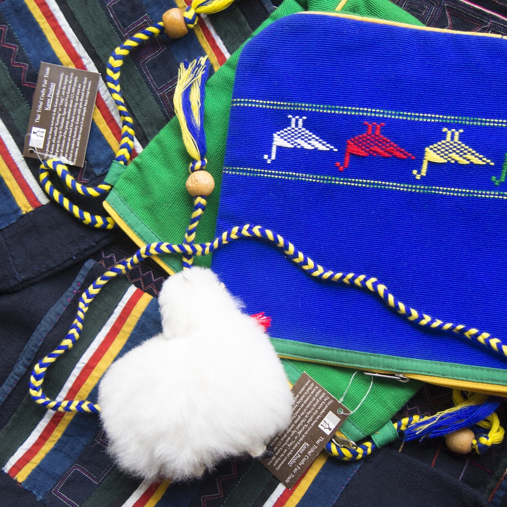 泰北部落手工零钱包手机包斜挎包