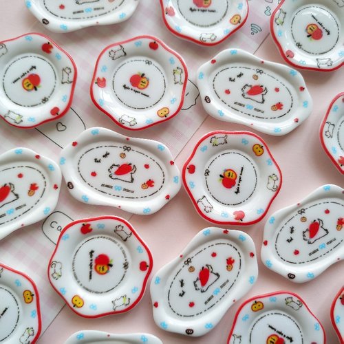 卡通微缩食玩椭圆盘子过家家场景摆件捏捏装饰手工diy奶油胶配件