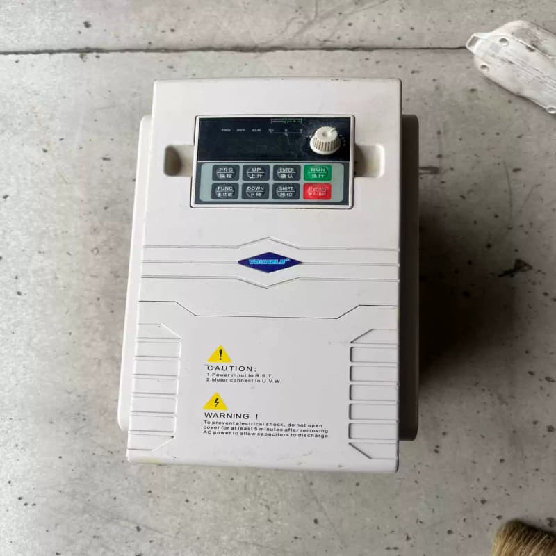 维盾变频器11KW/15KW VDF6900系列，拆机包好，-议价图片