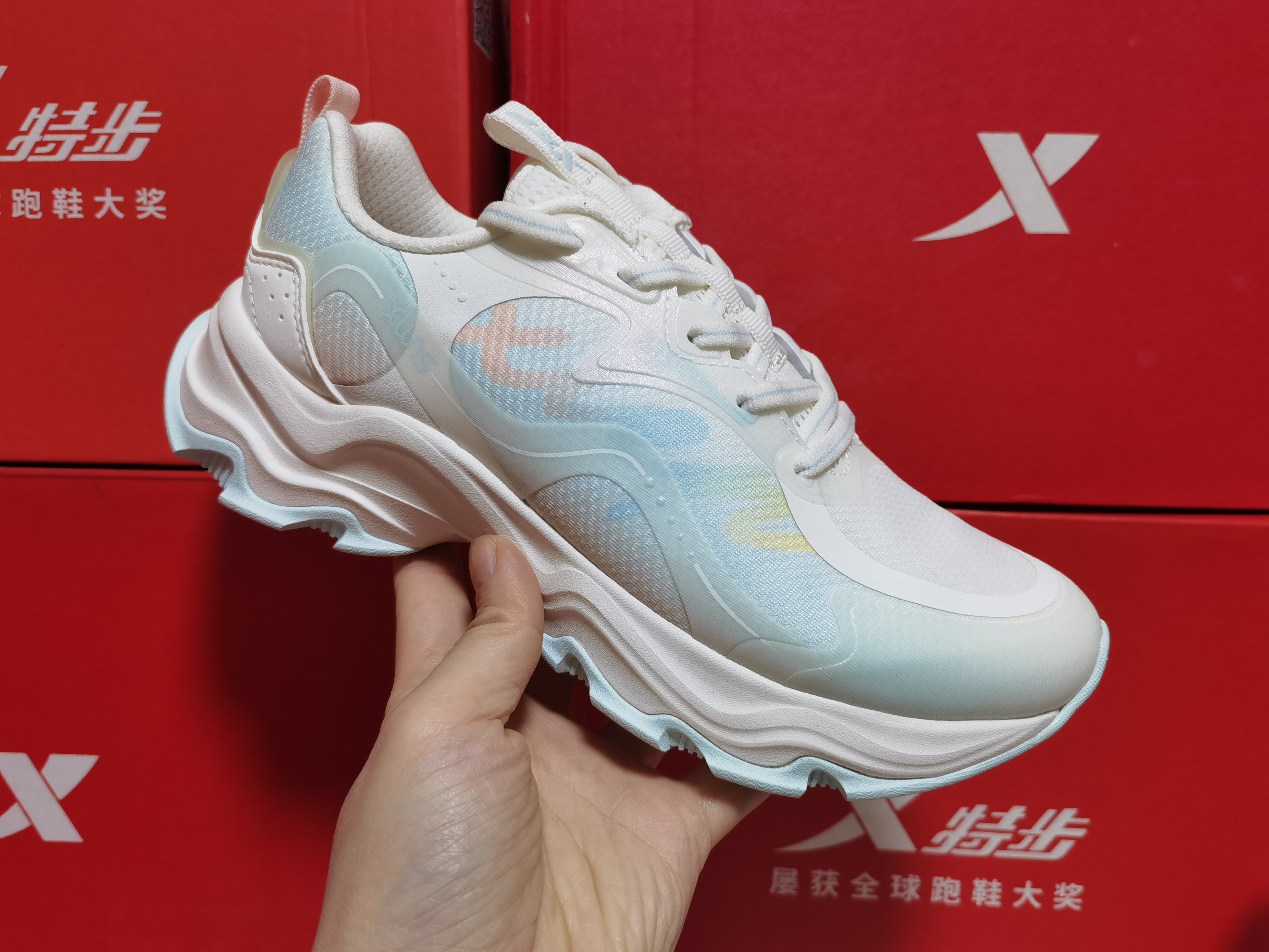 特步36码多款断码鞋