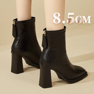 法式高跟短靴女2025新款方头英伦风皮靴加绒洋气粗跟后拉链瘦瘦靴