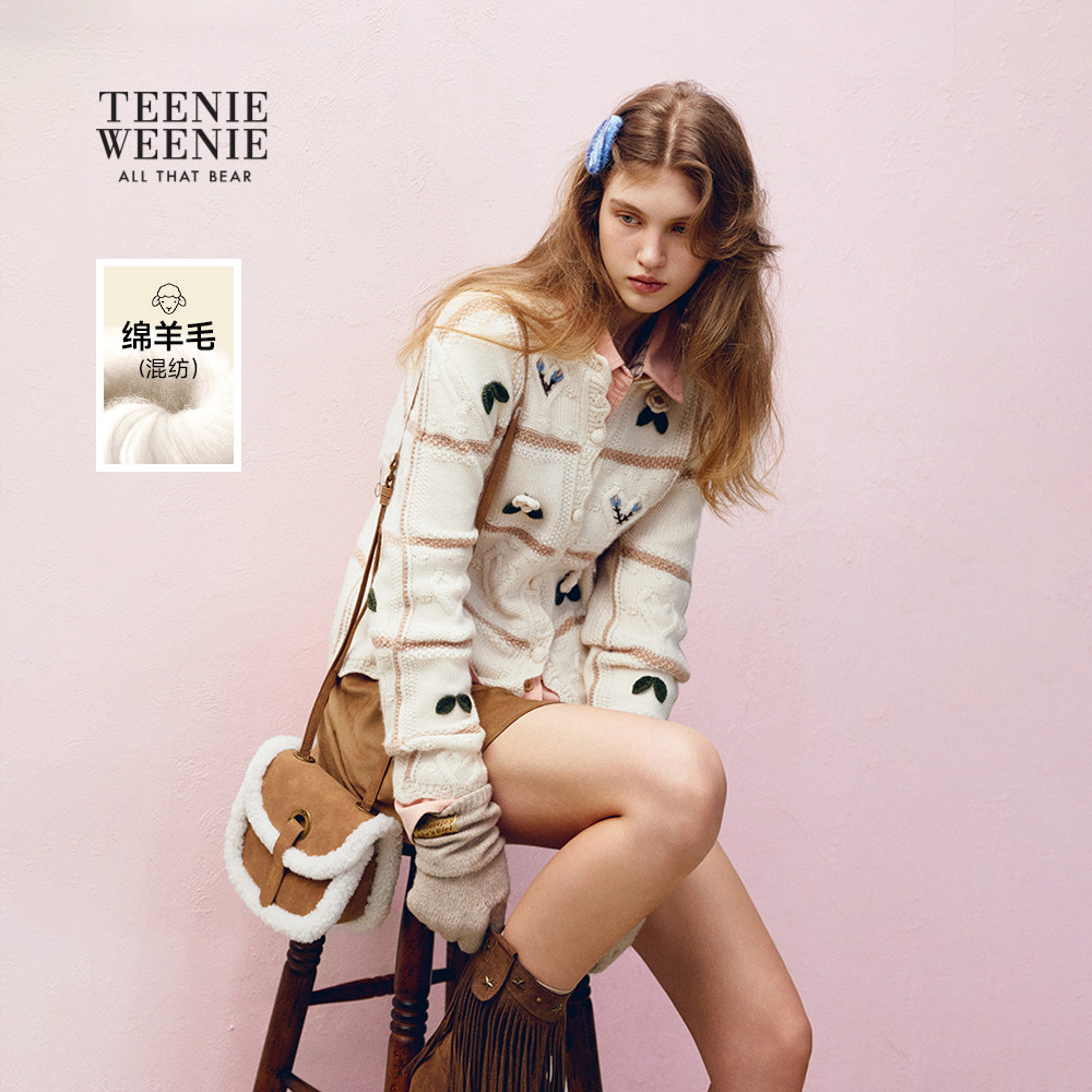 TeenieWeenie小熊女装毛针织衫2025冬季新款手工钩花