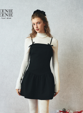 TEENIEWEENIE bearnova25冬季新款女装甜美蝴蝶结收腰吊带连衣裙