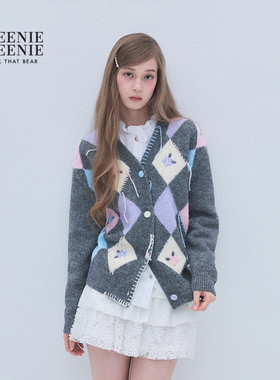 TEENIEWEENIE bearnova25冬季新款女装手工绣花菱形格V领毛织开衫