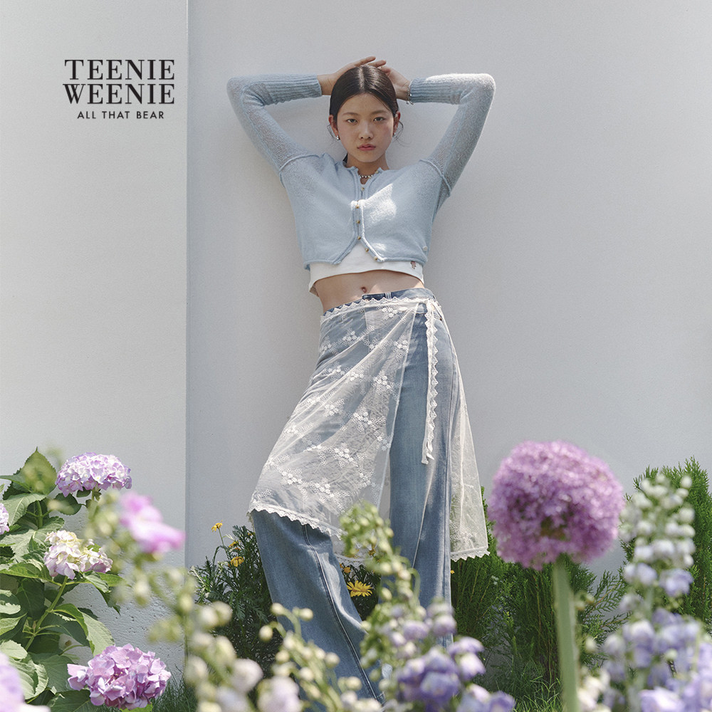 TEENIEWEENIE bearnova秋季新款法式浪漫设计感一片式蕾丝半身裙