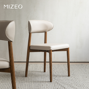 现代简约设计师书桌椅家用餐桌椅 MIZEO 米卓 意式 极简实木餐椅