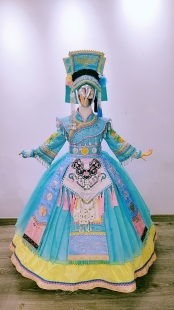 少数民族壮族土家族羌族土家族哈尼族傈僳族摩梭族海菜花又开出租