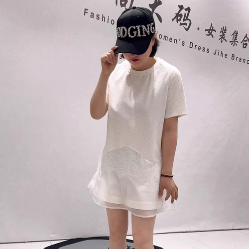 1838女权贵族初夏新品侧边开衩一手长拼接欧根纱满钻洋气衫加大码