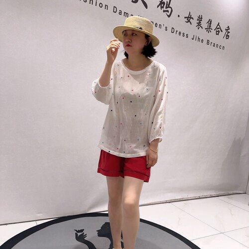 31162女权贵族夏款新品苎麻面料彩色刺绣图案百搭减龄衫大码女装