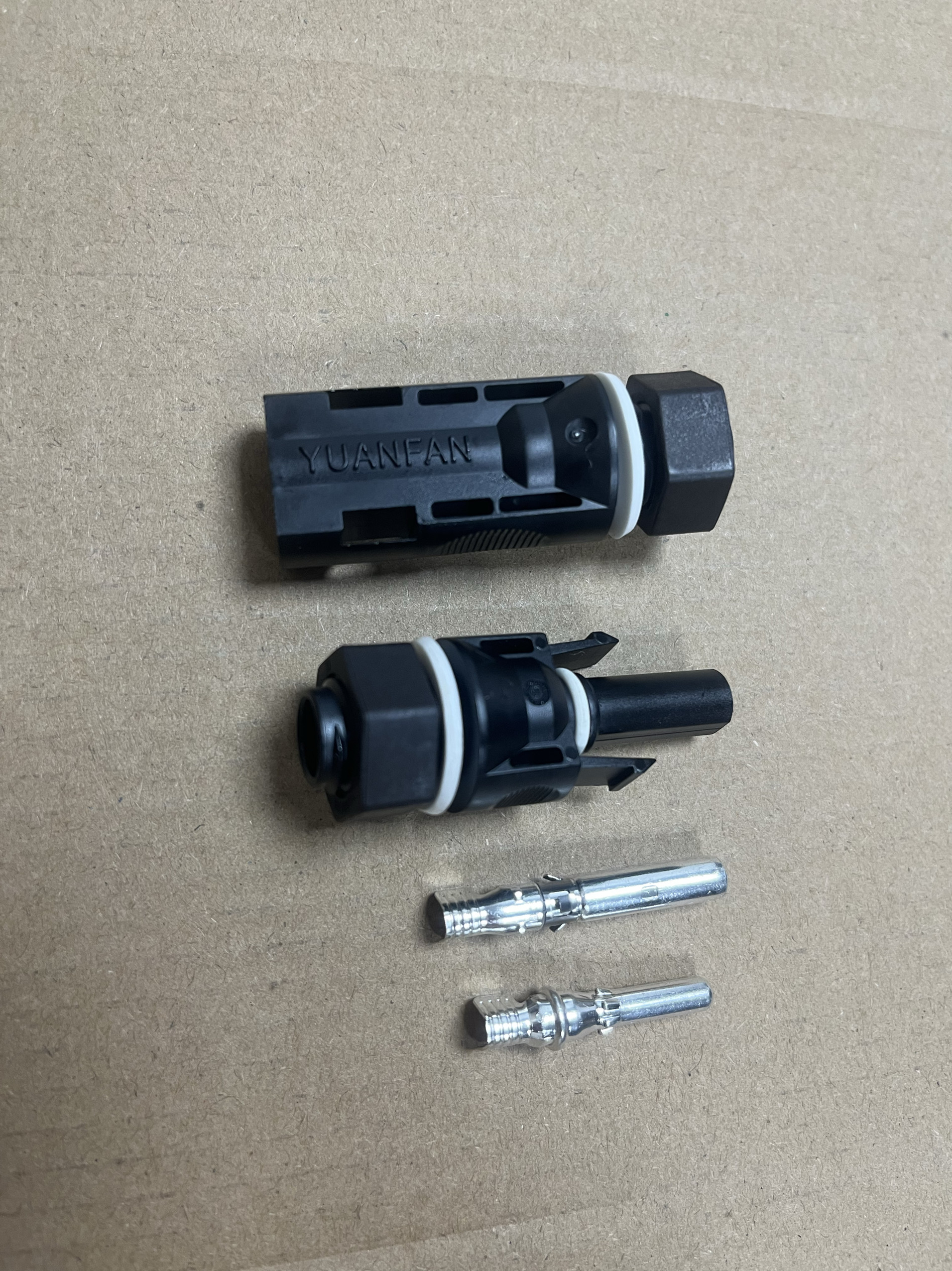 适用华为逆变器专用光伏mc4接头公母光伏连接器面板端直流端子图片