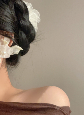 雪纺花朵珍珠耳环适合春夏天的网红耳环2024新款爆款高级感小众女