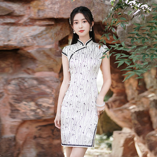 唐之恋桑蚕丝旗袍连衣裙改良版女真丝短款白色小个子2025夏年轻款