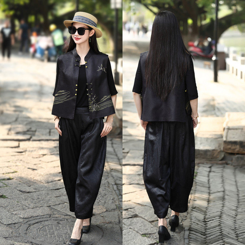 艾旗绣时尚改良新国风马甲套装2025秋新款改良新中式日常中式女装