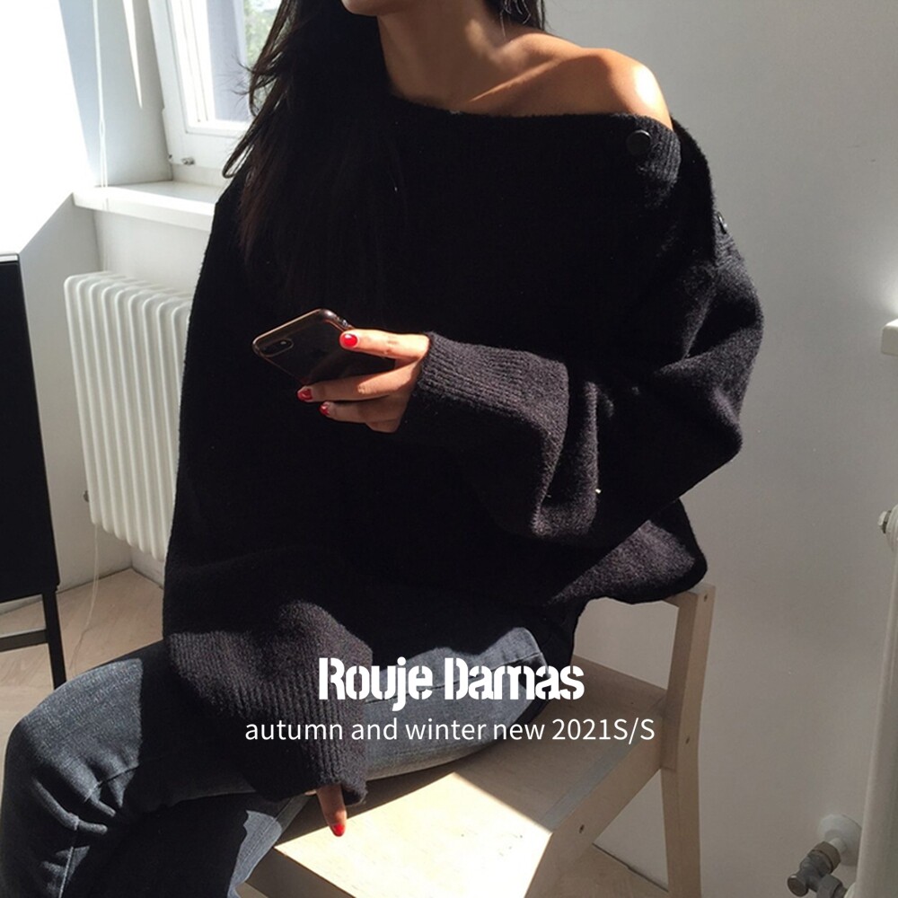 프랑스 ROUJE DAMAS 틈새 디자인 단추가 달린 원 라인 칼라 스웨터 오프 숄더 루즈한 게으른 스타일 여성용 니트 스웨터