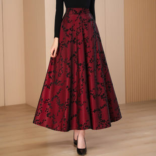 秋冬酒红色长裙半身裙女妈妈中年裙子时尚优雅长款花色大摆半截裙