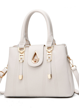 2022新潮流时尚斜挎包耐磨，高品质，简单轻便