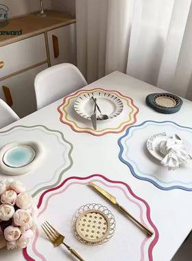 Printed Flower Shape Leather Placemat Insulated TableMat餐垫