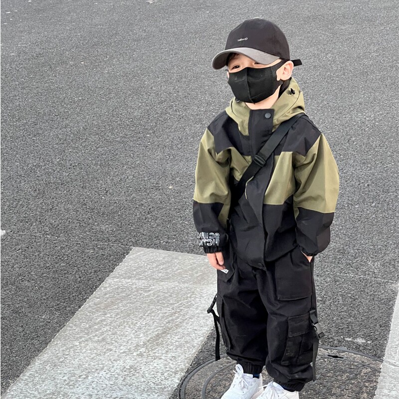 남아용 가을 겨울 면 코트 아동용 패셔너블한  복 남아용 인기 면옷 봄 재킷 트렌디한 상의