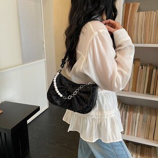 2026夏季新款2026年夏季斜挎包拉链均码女性女