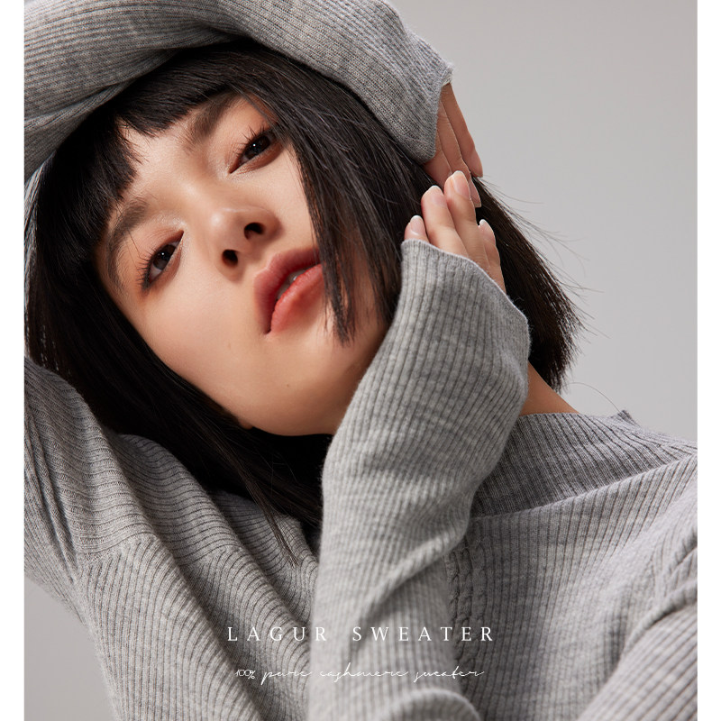 中高圆领羊绒羊毛混纺内搭针织衫