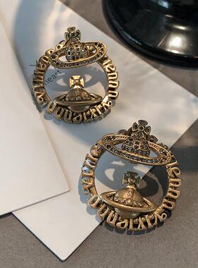 圆形西太后土星耳环2026新款爆款高级感耳钉轻奢前后字母设计耳饰