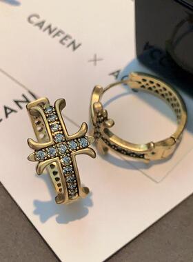镶钻十字架圆圈耳扣2026新款爆款古铜色耳环轻奢高级感欧美风耳饰