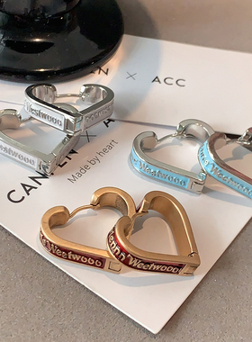 西太家字母爱心耳环2025新款高级感耳扣轻奢金属心形耳圈朋克耳饰