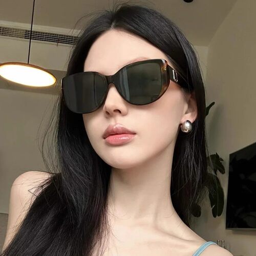 美拉德复古方形简约玳瑁太阳眼镜2026新款高级感防紫外线大脸显瘦