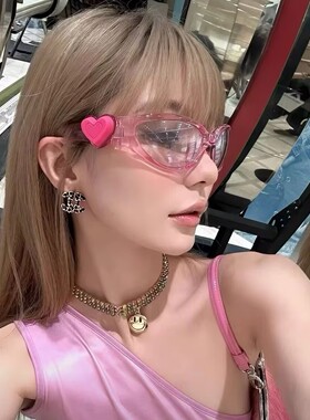 韩版复古果冻粉色骑行镜女潮糖果色桃心墨镜y2k爱心辣妹太阳眼镜