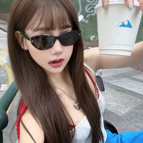 复古连体猫眼黑色时髦高级感防紫外线太阳眼镜女潮方圆脸显瘦墨镜