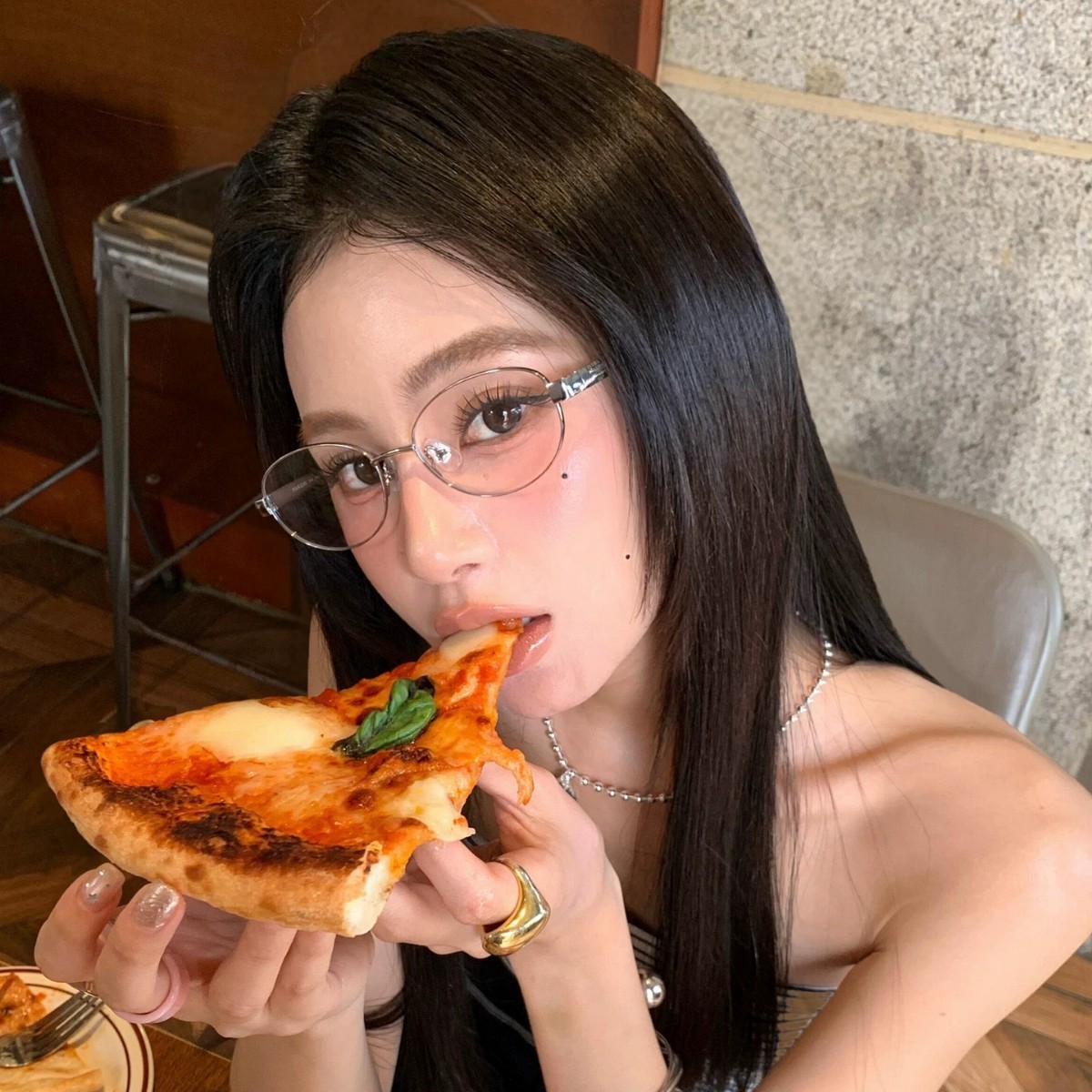 韩版金属猫眼椭圆形眼镜女防蓝光素颜神器书呆子近视镜眼镜框架男