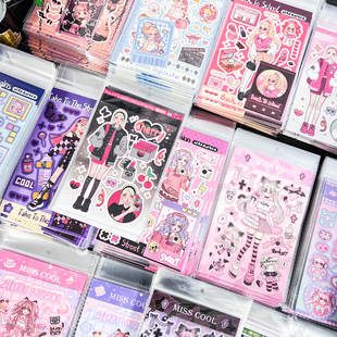 原创甜亚系辣妹暗黑甜酷手机壳背卡人物咕卡贴纸点缀手帐diy装饰