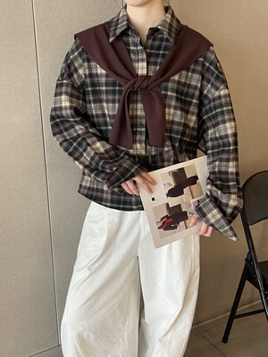 时尚百搭宽松格子磨毛衬衫女2025秋季新款百搭上衣显瘦带披肩5105