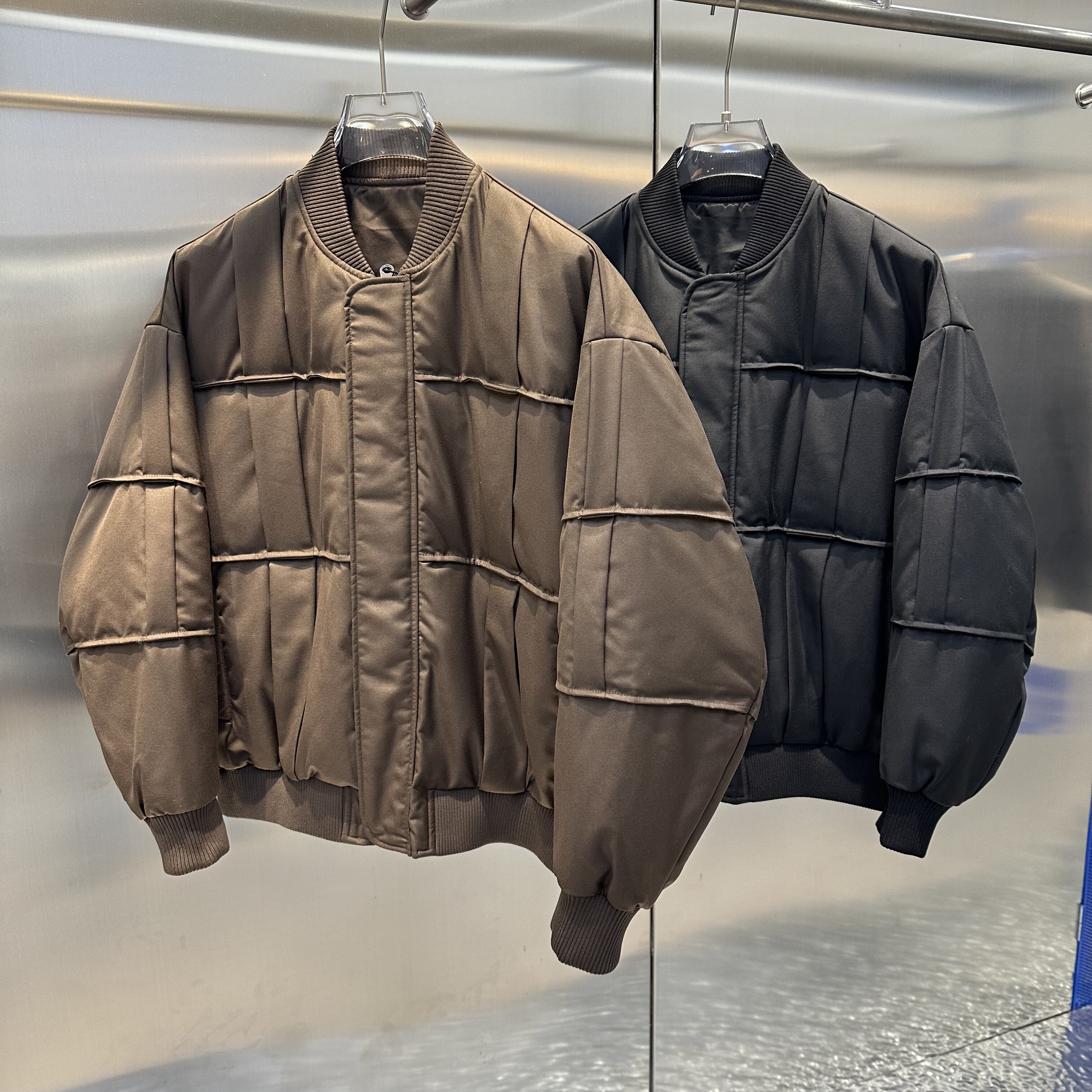 2025冬季男士棒球领方块加厚90绒羽绒服美式休闲宽松纯色老钱夹克