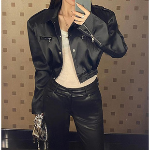 2025年春秋季新款韩版时尚潮流美式夹克女设计感短款休闲长袖外套