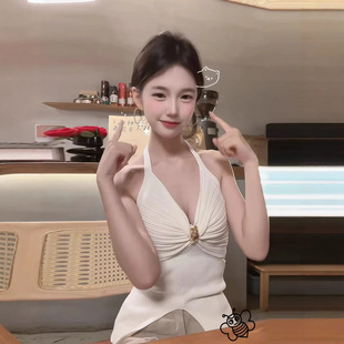 美式 捏褶v领上衣女设计感系带挂脖背心辣妹吊带上衣 辣妹性感修身