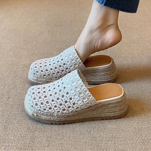 百搭休闲编织包头外穿凉拖鞋 nnmiss 5cm度假风草编厚底坡跟凉鞋
