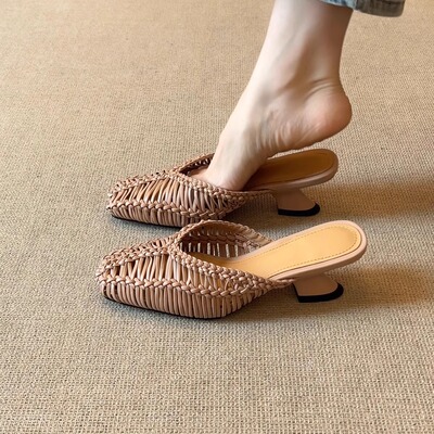 小众法式编织镂空包头凉拖