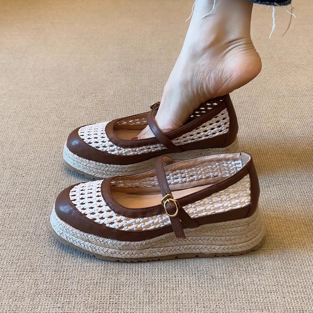 nnmiss/4cm复古拼色草编厚底包头凉鞋时尚编织镂空一字带坡跟单鞋