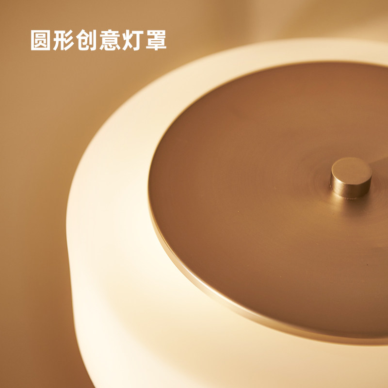 台灯卧室床头灯高级感复古轻奢意式现代简约拉线开关玻璃床头柜灯