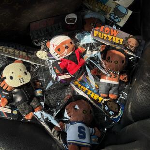 日本SHORPE潮玩说唱rapper歌手黑皮kitty包挂件公仔毛绒玩偶礼物