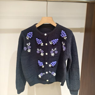 祖母风立体葡萄花朵针织开衫女黑色圆领减龄洋气毛衣