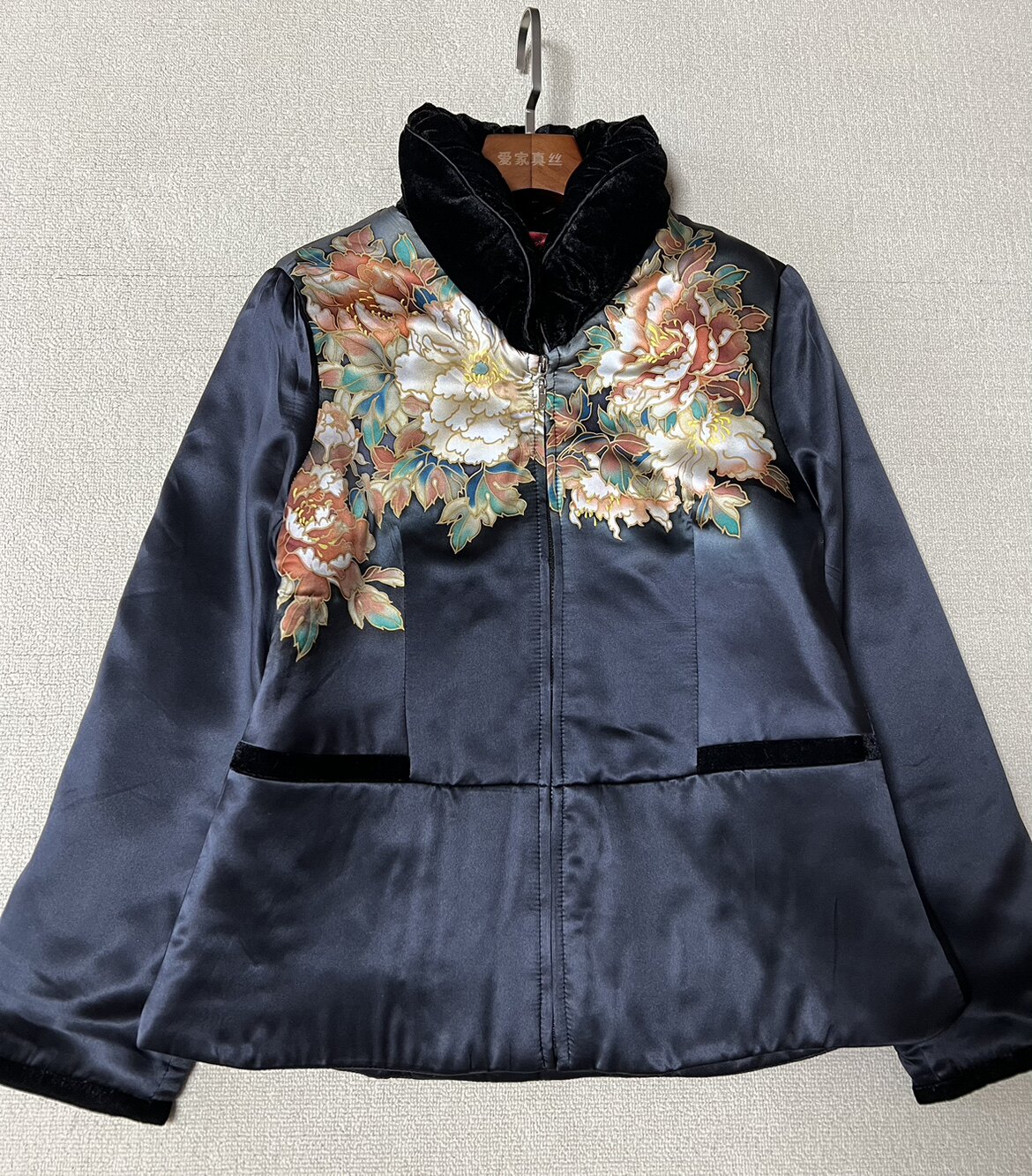 高端桑蚕丝手绘棉服女秋冬季真丝缎面中国风夹棉保暖外套中式上衣
