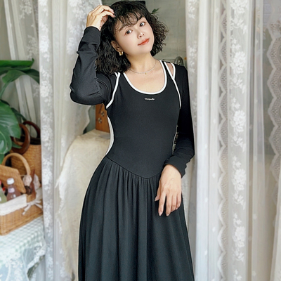 小众设计感复古休闲港风连衣裙